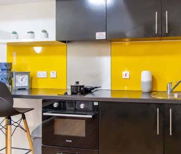 Platinum Studio - Photo 6