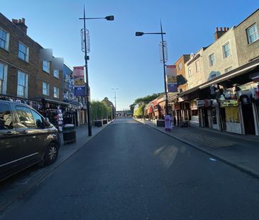 Camden High Street - Photo 1