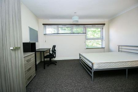 Moss House Close - Photo 3