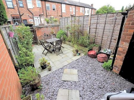Dundonald Road, Didsbury - Photo 2