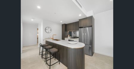 Premium Two-Bedroom Apartment with Exceptional Amenities - Photo 2