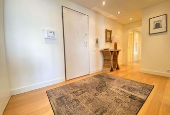 3 Bedroom Apartment with swimming pool, Benfica, Lisboa