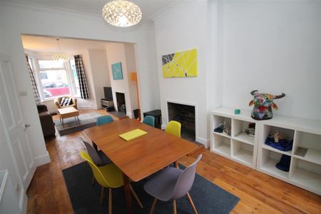 2 bedroom terraced house to rent - Photo 3