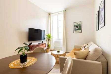 Location Appartement 3 pièces 45m² MARSEILLE 1er - Photo 2