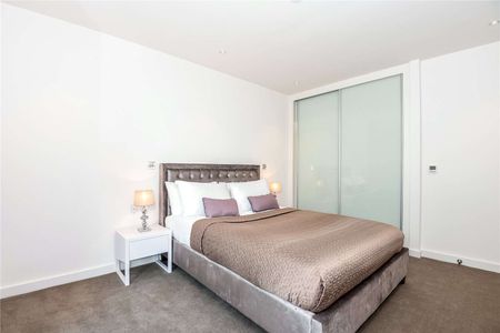 SHORT LET - A stunning one bedroom apartment to rent in a highly desirable development in Queens Park. The property is conveniently located a short distance to Queens Park Station. - Photo 5