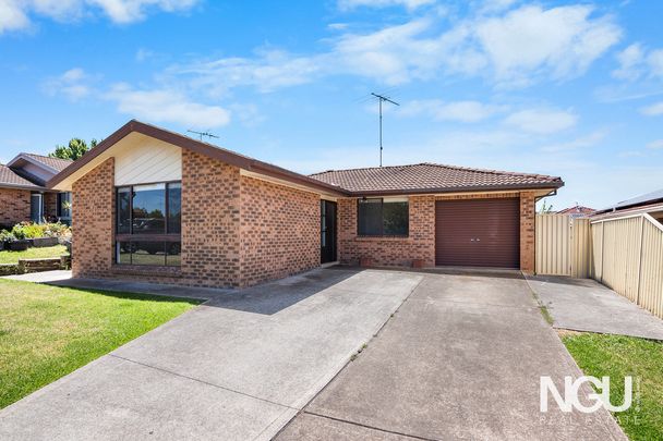 Family Comfort & Convenience In a Prime Quakers Hill Location! - Photo 1