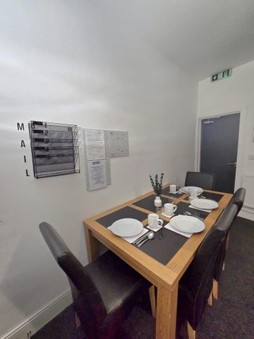 1 bedroom in a house share to rent - Photo 4