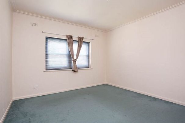 4/135 Locksley Road, Eaglemont VIC 3084 - Photo 1