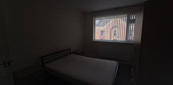 2 bedroom house to rent - Photo 2