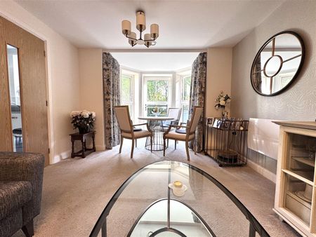 Berneslai Close, S70, Barnsley - Photo 4