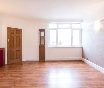 3 bedroom house to rent Highbury Grove, Portsmouth, PO6 - Photo 3
