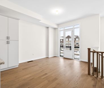 For Lease - 3205 Sixth Line Unit# Unit 1, Oakville, Ontario - Photo 4