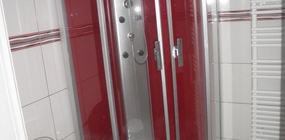 Location Appartement 1 pièce 47m² GRANVILLE 50400 - Photo 2