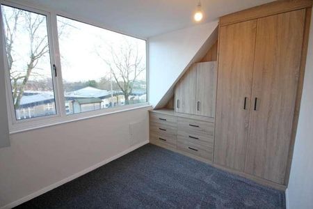 Moorside Road, Tottington, BL8 - Photo 2