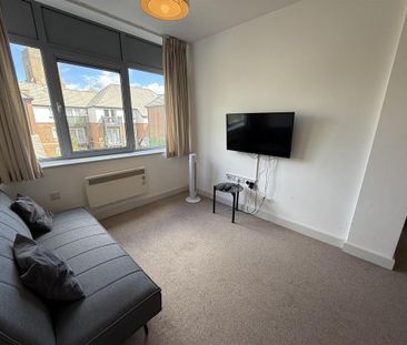 1 bedroom flat to rent - Photo 4