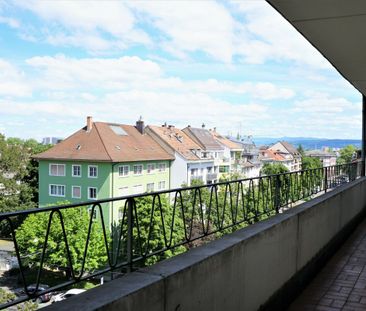 Charmante 4.0-Z'Wohnung mit grosszügiger Dachterrasse - Photo 3