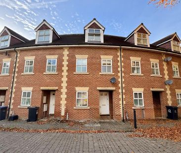 2 bedroom terraced house to rent - Photo 2