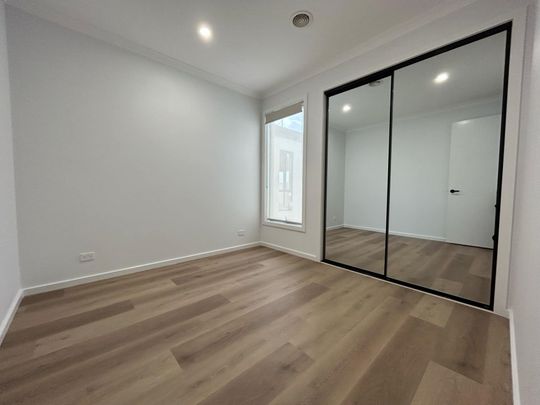 7 Mediterranean Street, Deanside - Photo 1