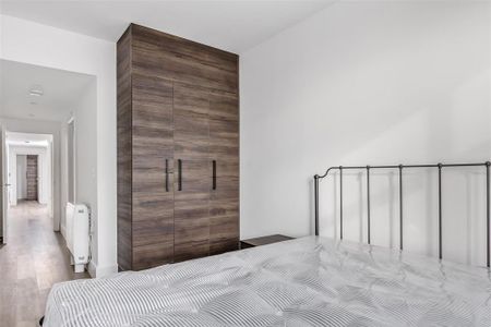 3 bedroom flat to rent - Photo 4