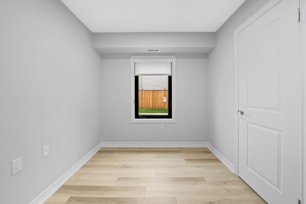 For Lease - 63 Vine Street Unit# 103, St. Catharines, Ontario - Photo 1