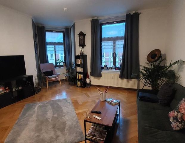 Zentrale 2-Raum-Wohnung mit Wintergarten & Stellplatz in Bernburg - Foto 1