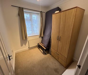 2 bedroom maisonette to rent - Photo 2