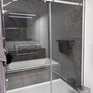 **Disponible Mai 2026** 2 chambres à coucher 1 salle de bain Appartement 4 1/2 spacieux - Photo 2