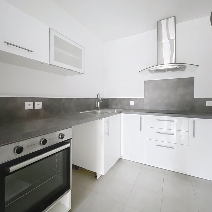 Location Appartement 2 pièces 52m² TROYES 10000 - Photo 1