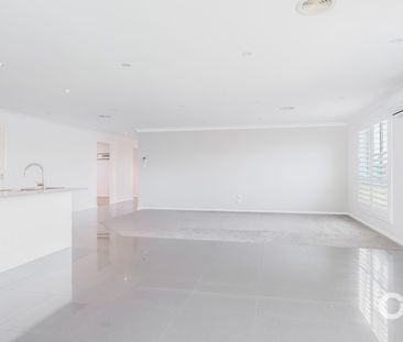 21 Mariposa Street, Orange NSW 2800 - Photo 5