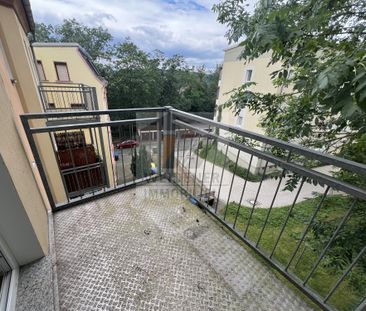 Modernes Wohnen mit Balkon, Dusche und Wanne in ruhiger Lage von Ge... - Photo 3