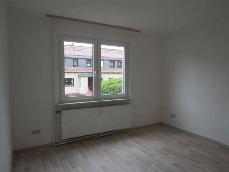 *2-Zi.-Erdgeschosswohnung mit Garten und EBK* - Foto 2