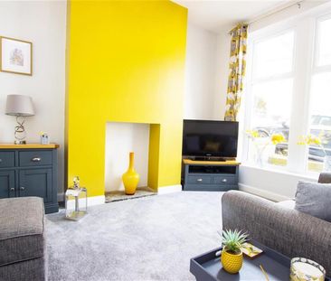 2 bedroom House To Let Total Size: 880 SQ FT - Photo 1