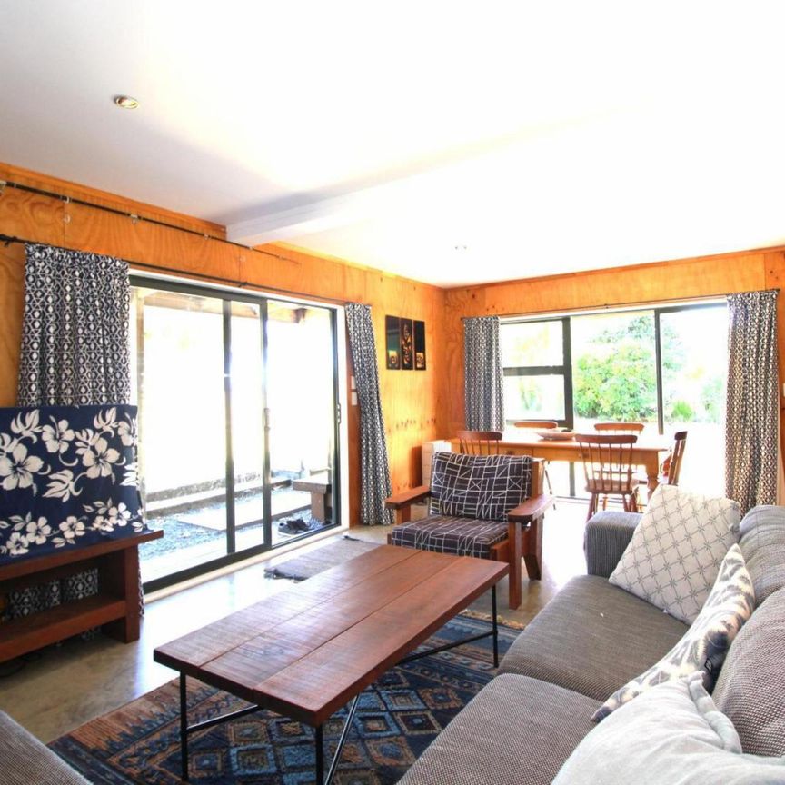 Classic Kiwi Bach - Photo 1