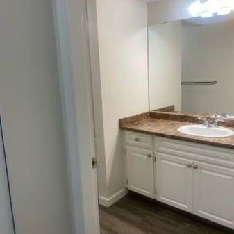 Centrally Located at Katharine Apartments - Photo 4