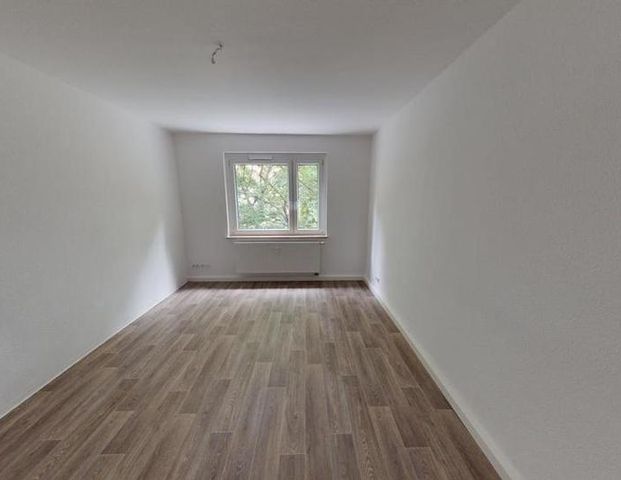 Großzügige 2-Raum-Wohnung mit Balkon - Foto 1