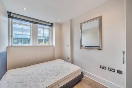 3 bedroom flat to rent - Photo 3