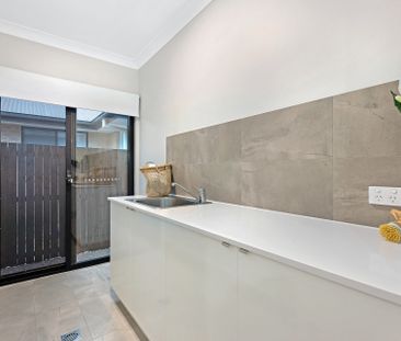 30 Mazeppa Street - Photo 3