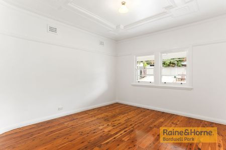 15 Loftus Street, Turrella, NSW 2205 - Photo 3