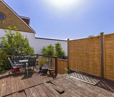 Room in a Shared Flat, Hove Park Villas, BN3 - Photo 6