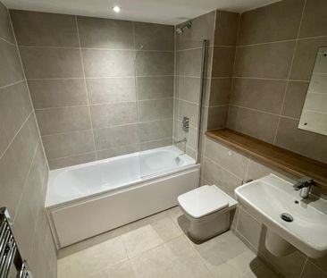 1 Bed Flat, Pomona Strand Old Trafford, M16 - Photo 6