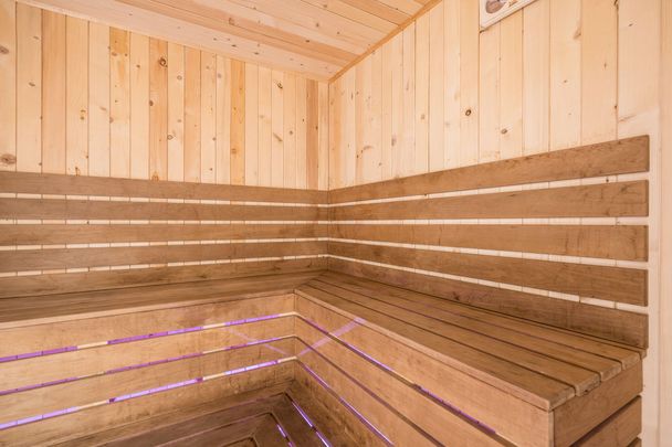 1975 Maisonneuve Blvd West - Photo 1