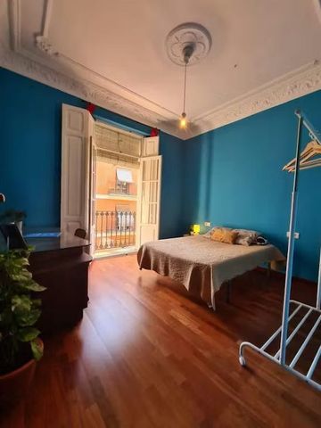 Carrer de la Corona, Valencia, Valencian Community 46003 - Foto 5