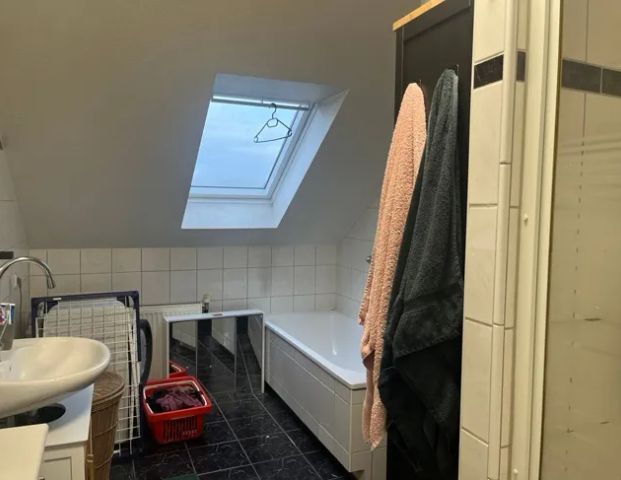 Gemütliche 2,5 Zimme-Wohnung mit Garage -ohne Balkon- in 47226 Duisburg-Rheinhausen - Photo 1