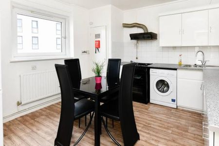 3 bedroom flat for rent - Photo 3