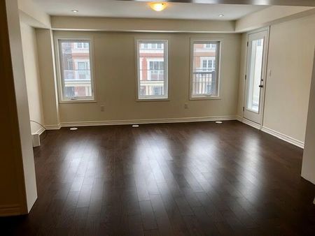 For Lease - 25 Mcgrath Avenue, Richmond Hill, Ontario - Photo 2