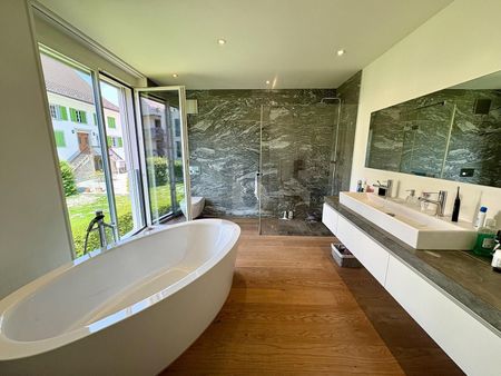 MODERN, ZENTRAL UND MIT SEESICHT - Photo 5