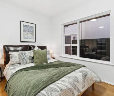 Stylish Family Living in the Heart of Campbelltown - Photo 5