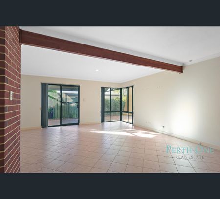94A Parklands Square, Riverton, WA 6148 - Photo 2