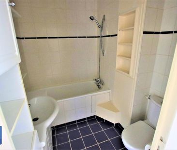 Location Appartement 2 pièces 43m² ROYAT 63130 - Photo 5