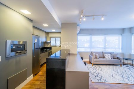 Apartamento com 1 quarto e 50m² para alugar em Chácara das Pedras, Porto Alegre. - Foto 2